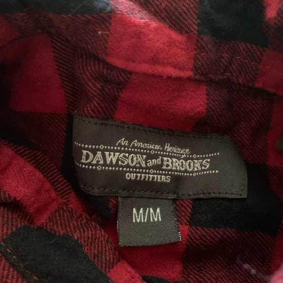 Black and red checkered flannel - Picture 3 of 3
